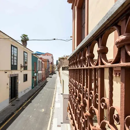 Casa Tradicional Canaria En La Laguna Centro Tatil Evi La Laguna (Tenerife)